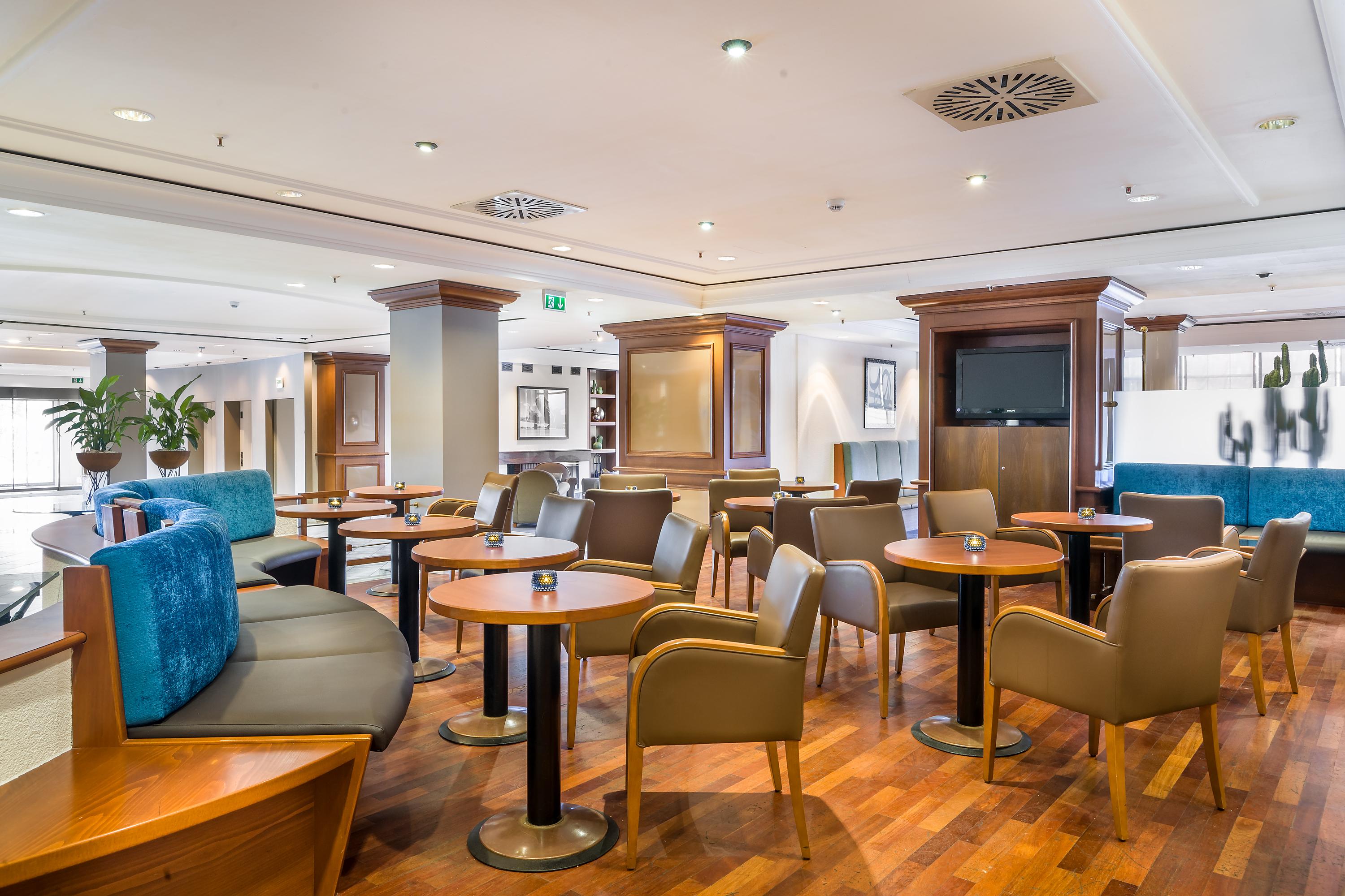 Garner Hotel Ruesselsheim By Ihg Exteriör bild