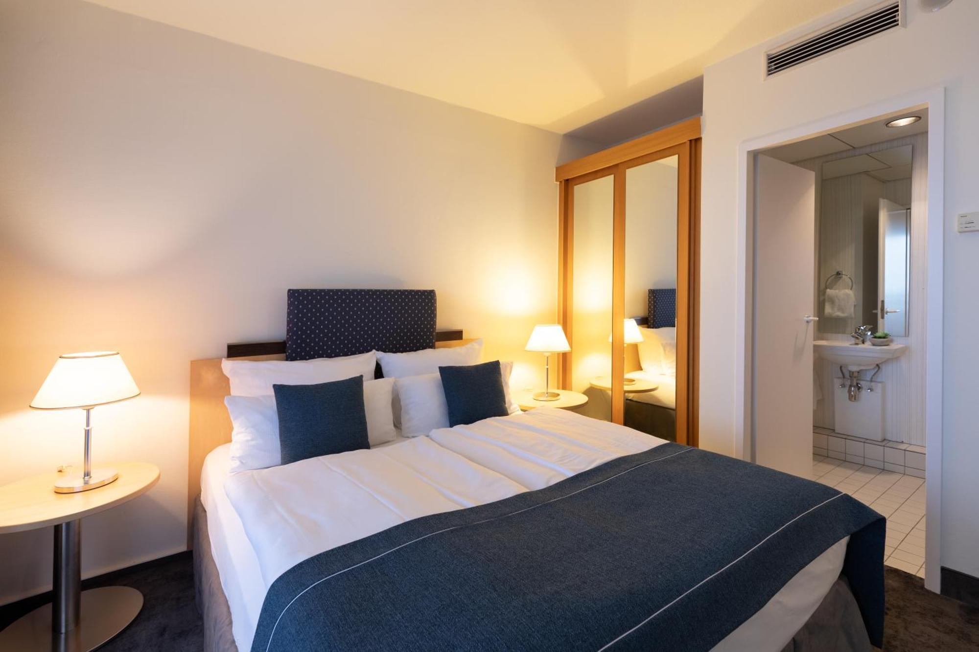 Garner Hotel Ruesselsheim By Ihg Exteriör bild